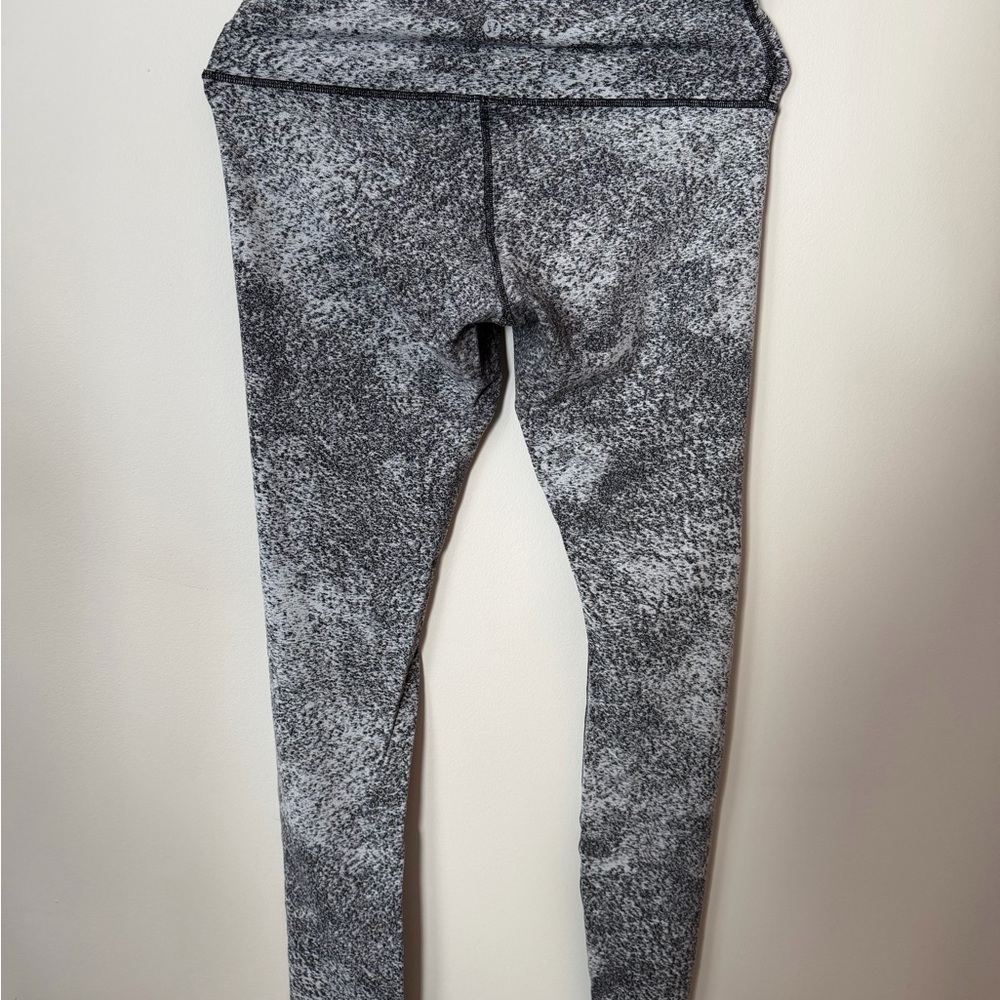Lululemon Gray Speckled High Rise Leggings Size 10 - Picture 4 of 4